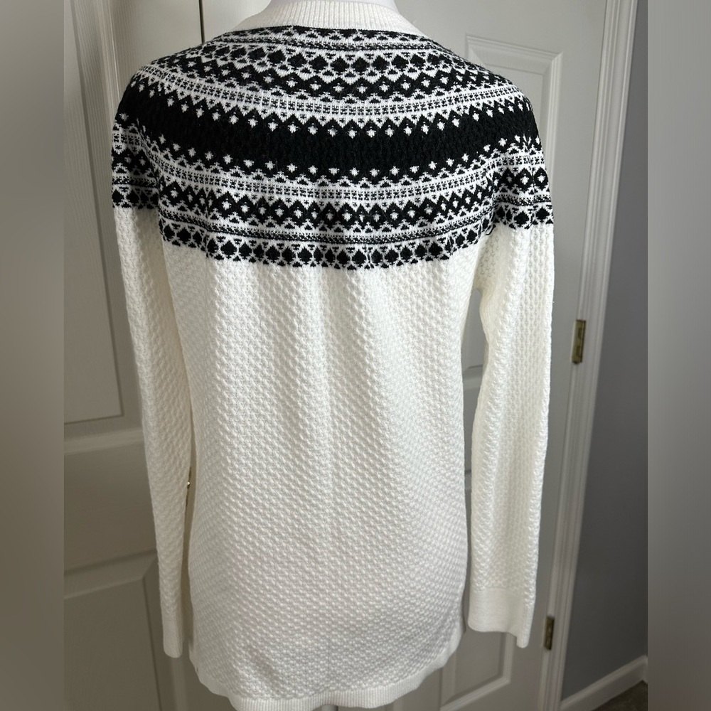 Calvin Klein Sweater black/white design, long sleeves, Medium - Picture 3 of 8